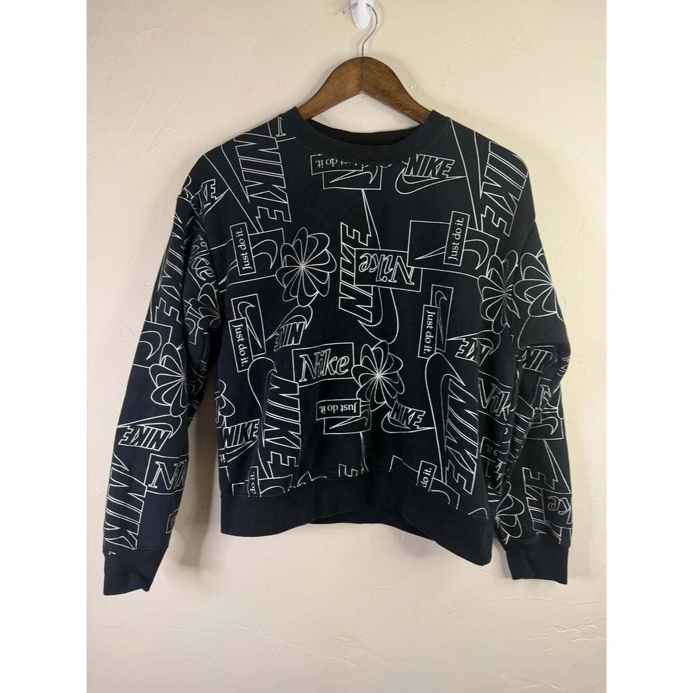 NIKE Crewneck